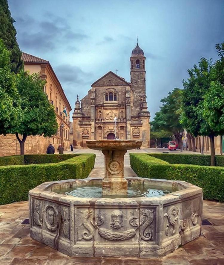 Villa Vivienda Con Fines Turisticos Salvador à Úbeda Extérieur photo