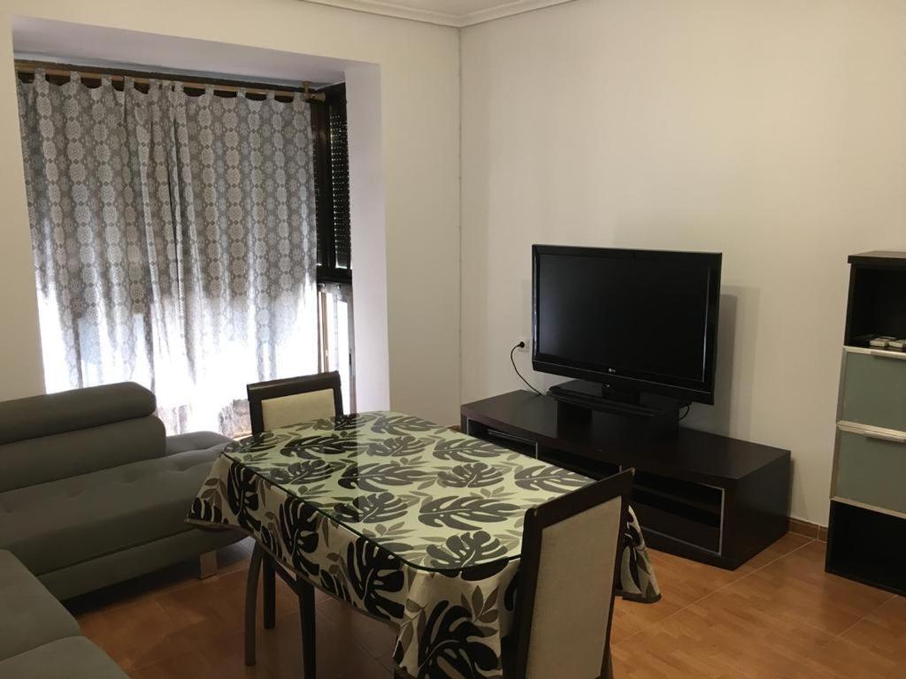 Villa Vivienda Con Fines Turisticos Salvador à Úbeda Extérieur photo