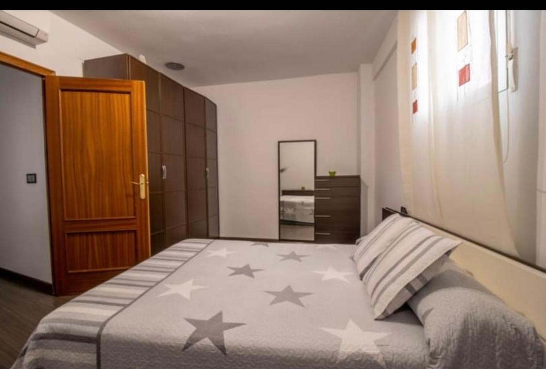 Villa Vivienda Con Fines Turisticos Salvador à Úbeda Extérieur photo