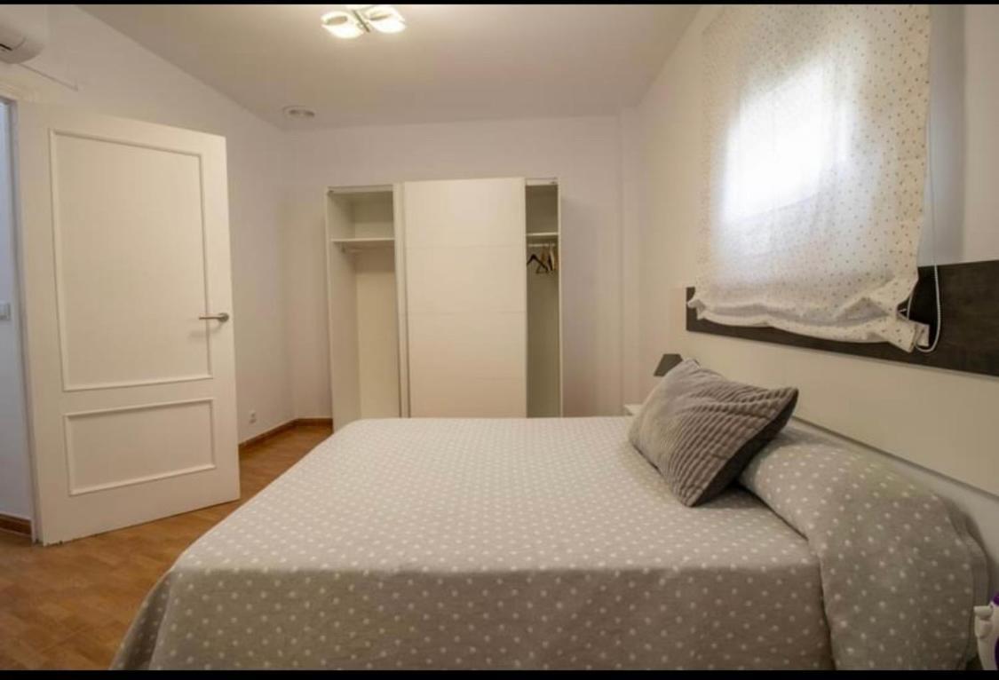 Villa Vivienda Con Fines Turisticos Salvador à Úbeda Extérieur photo